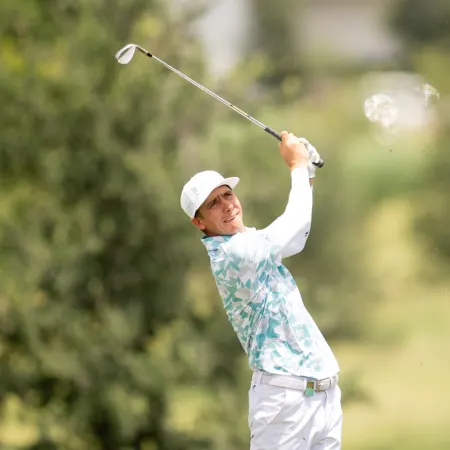 LIV GOLF