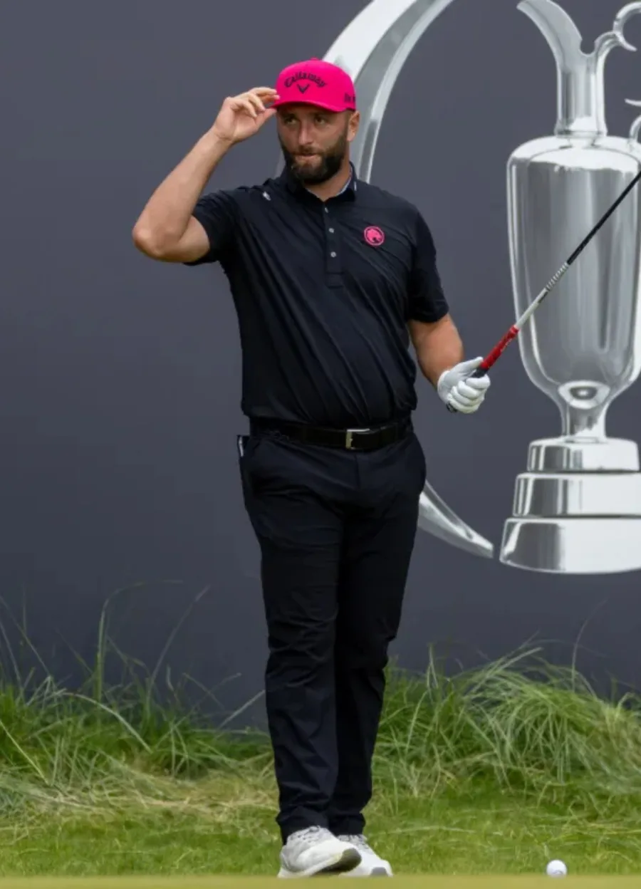LIV GOLF